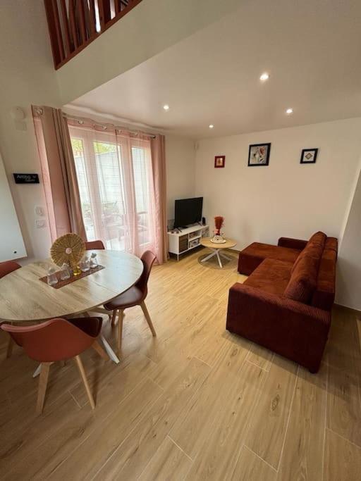 Charmante Maison Bord De Marne Maisons-Alfort Zewnętrze zdjęcie