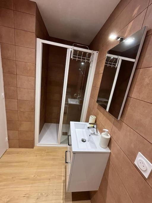 Charmante Maison Bord De Marne Maisons-Alfort Zewnętrze zdjęcie